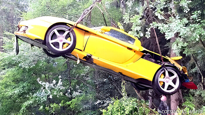 La leyenda del V10 de Porsche necesitaba un rescate para despejar árboles | Carscoops